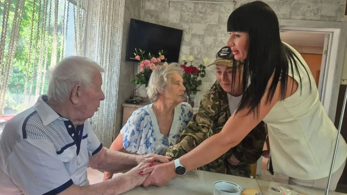 В День гуманитарной помощи — адресная поддержка жителю пгт Дзержинский В День гуманитарной помощи — адресная поддержка жителю пгт Дзержинский