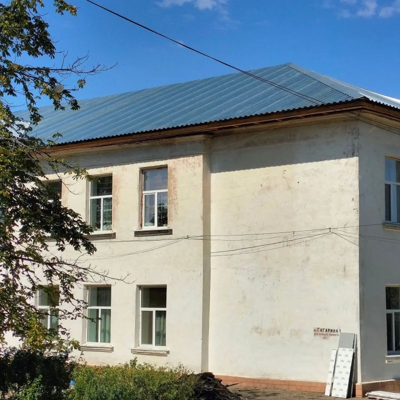 В Ясеновской гимназии им. Ю.В. Стеценко ремонтные работы подходят к завершению В Ясеновской гимназии им. Ю.В. Стеценко ремонтные работы подходят к завершению