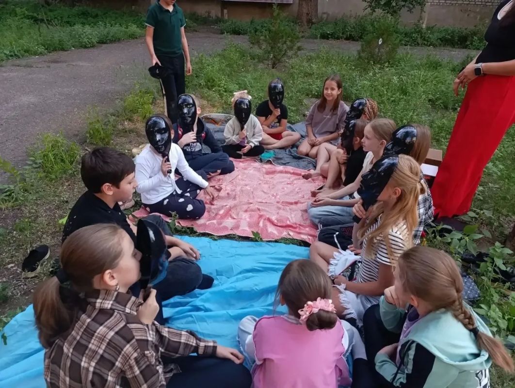 Вечер без гаджетов: как в ТОС «Олимп» объединяют поколения и развивают интеллект Вечер без гаджетов: как в ТОС «Олимп» объединяют поколения и развивают интеллект