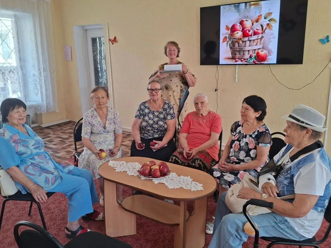 Психея – на крыльях пчёл: секреты активного долголетия в Первомайске Психея – на крыльях пчёл: секреты активного долголетия в Первомайске