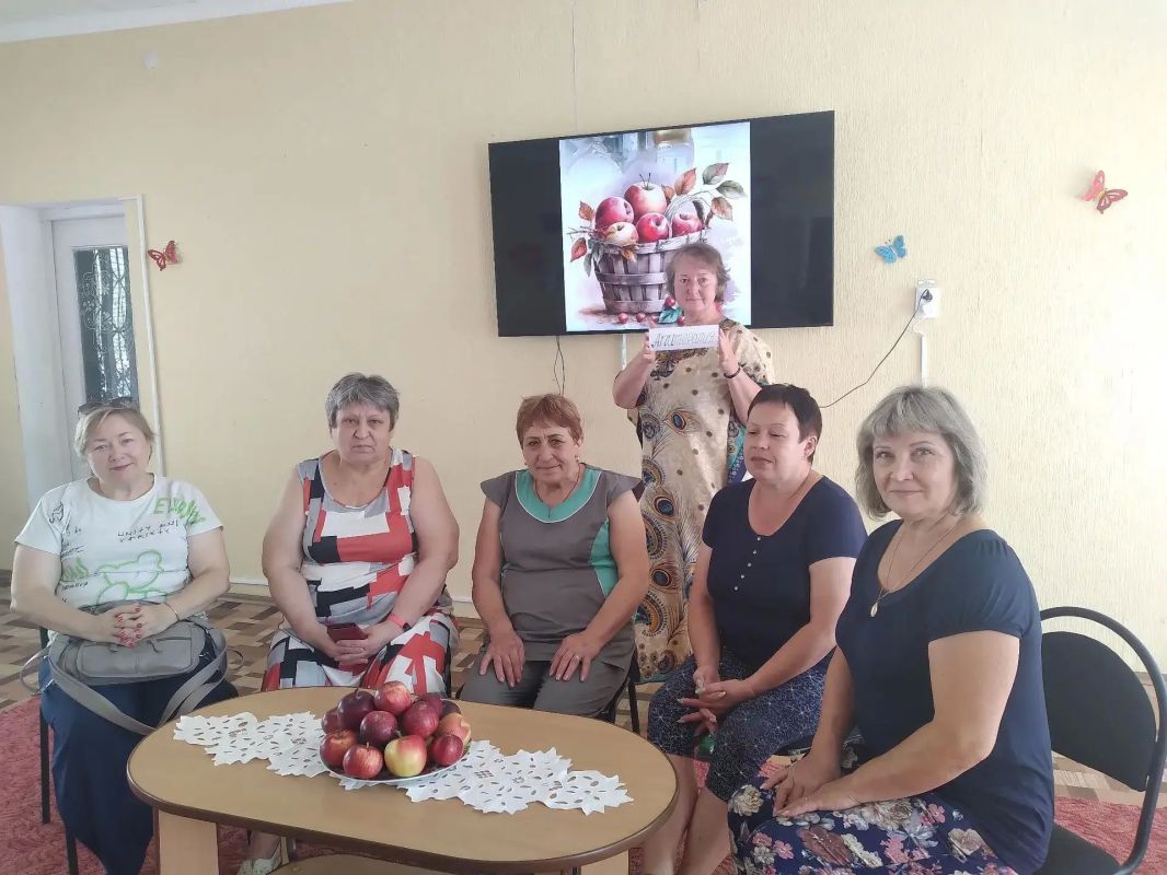 Психея – на крыльях пчёл: секреты активного долголетия в Первомайске Психея – на крыльях пчёл: секреты активного долголетия в Первомайске