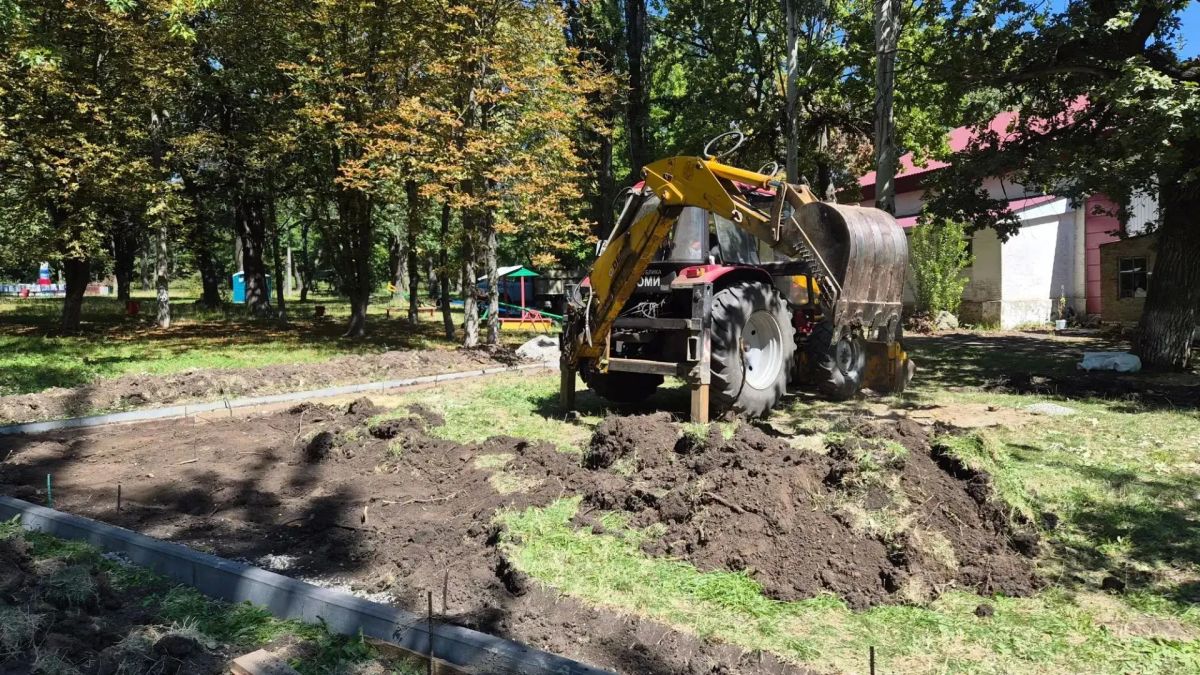 Радостная новость: в парке культуры появится современная детская площадка! В городском парке культуры и отдыха им. Героев началось долгожданное преображение Радостная новость: в парке культуры появится современная детская площадка! В городском парке культуры и отдыха им. Героев началось долгожданное преображение