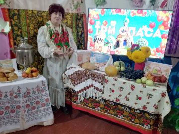 В Комсомольском сельском доме культуры состоялся час народоведения «Три великих Спаса»