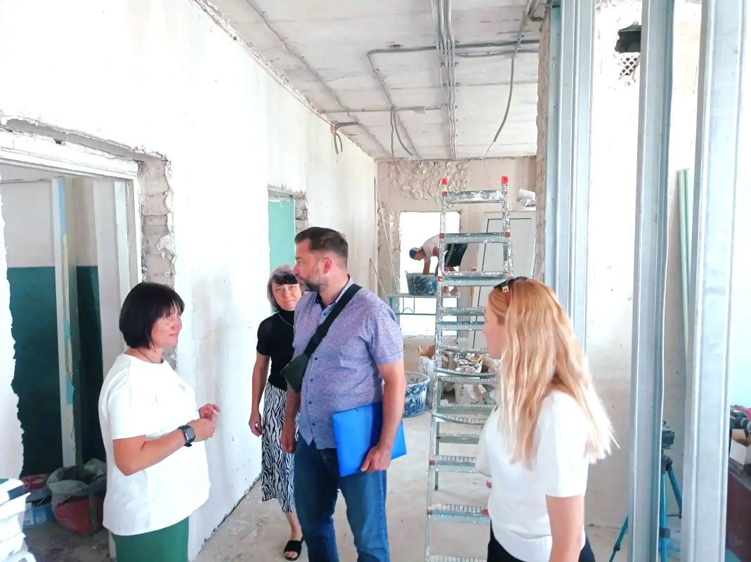Контроль за качеством ремонта в школах и детских садах Беловодского округа усилили в рамках партийного проекта «Новая школа» Контроль за качеством ремонта в школах и детских садах Беловодского округа усилили в рамках партийного проекта «Новая школа»