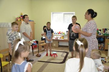 ДЕНЬ РОЖДЕНИЯ ЧЕБУРАШКИ. Сегодня, 20 августа, особенный день! Ведь свой День рождения отмечает любимец всех детей – самый милый и добрый персонаж мультфильмов, Чебурашка! В этот день 1966 года была опубликована книга...