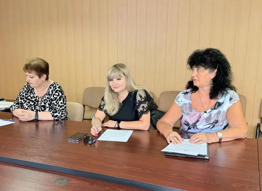 Проведено очередное заседание комиссии по делам несовершеннолетних и защите их прав городского округа город Рубежное Луганской Народной Республики с участием органов и учреждений системы профилактики Проведено очередное заседание комиссии по делам несовершеннолетних и защите их прав городского округа город Рубежное Луганской Народной Республики с участием органов и учреждений системы профилактики