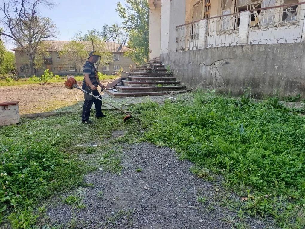 В преддверии профессионального праздника — Дня шахтёра — в городах нашего округа прошла важная акция по благоустройству В преддверии профессионального праздника — Дня шахтёра — в городах нашего округа прошла важная акция по благоустройству