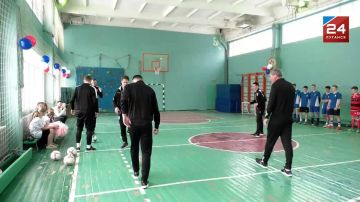 К знаниям: Луганская школа № 57 им. Григория Петрова почти готова к новому учебному году