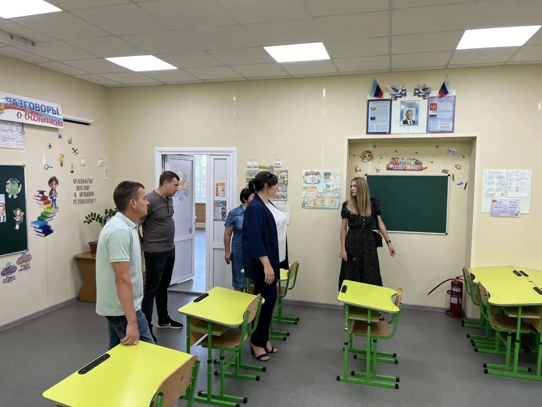 «Родительская приемка»: Готовность школ проверили в Лисичанске и Свердловске, Марковском, Краснодонском и Беловодском округах «Родительская приемка»: Готовность школ проверили в Лисичанске и Свердловске, Марковском, Краснодонском и Беловодском округах