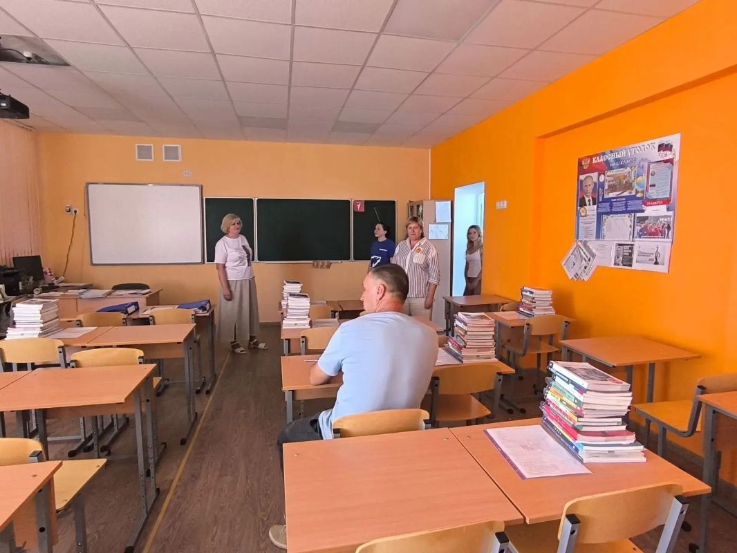 «Родительская приемка»: Готовность школ проверили в Лисичанске и Свердловске, Марковском, Краснодонском и Беловодском округах «Родительская приемка»: Готовность школ проверили в Лисичанске и Свердловске, Марковском, Краснодонском и Беловодском округах