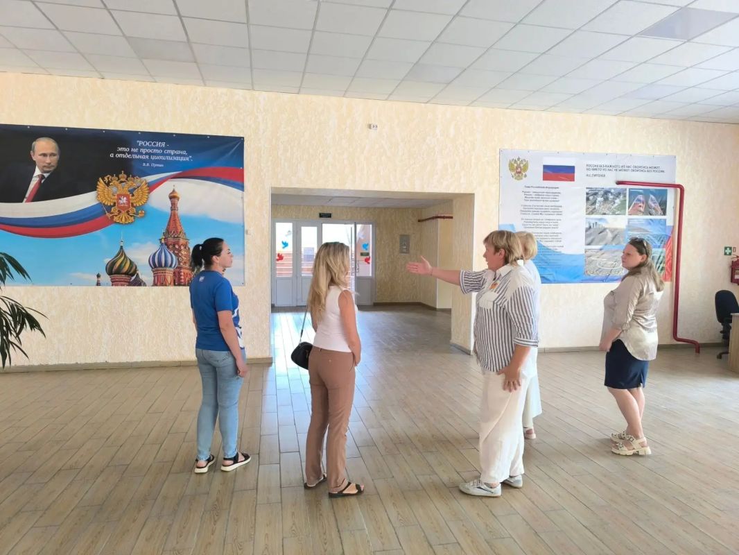 «Родительская приемка»: Готовность школ проверили в Лисичанске и Свердловске, Марковском, Краснодонском и Беловодском округах «Родительская приемка»: Готовность школ проверили в Лисичанске и Свердловске, Марковском, Краснодонском и Беловодском округах