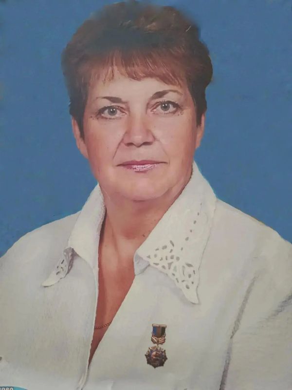 Делом едины. Чащина Светлана Николаевна: о себе, о шахте, о родном крае В рубрике «Делом едины» мы рассказываем о людях, для которых родной край - не просто точка на карте, а смысл, опора и судьба Делом едины. Чащина Светлана Николаевна: о себе, о шахте, о родном крае В рубрике «Делом едины» мы рассказываем о людях, для которых родной край - не просто точка на карте, а смысл, опора и судьба