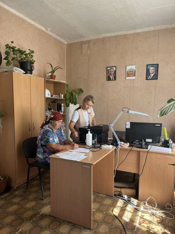 На территории Великочерниговского отдела жизнеобеспечения состоялся выездной прием граждан, организованный специалистами Государственного бюджетного учреждения «Многофункциональный центр предоставления государственных и... На территории Великочерниговского отдела жизнеобеспечения состоялся выездной прием граждан, организованный специалистами Государственного бюджетного учреждения «Многофункциональный центр предоставления государственных и...