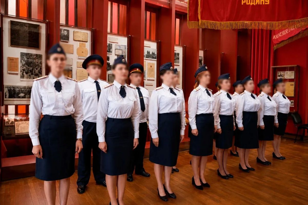 В УФСИН России по Луганской Народной Республике состоялась торжественная церемония приведения к Присяге молодых сотрудников В УФСИН России по Луганской Народной Республике состоялась торжественная церемония приведения к Присяге молодых сотрудников