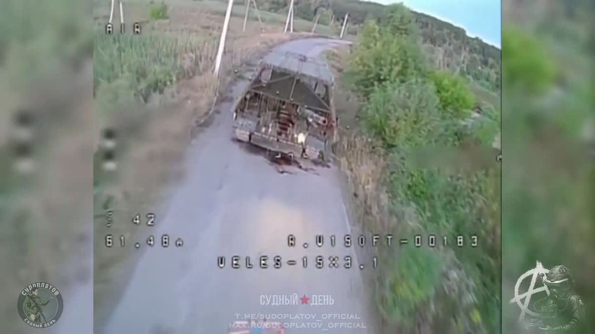 В районе н.п. Рубежное Харьковской области пилот FPV-дрона во время «свободной охоты» обнаружил очередной танк Т-64 ВСУ