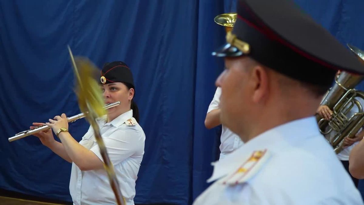 В региональном «Динамо» торжественно подняли Государственный флаг России