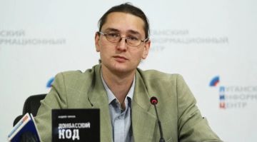 Литератор Андрей Чернов: «Для нас флаг России — это путь в будущее»