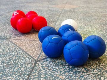 Сила духа и точный бросок: в Алчевске прошли соревнования по бочче!