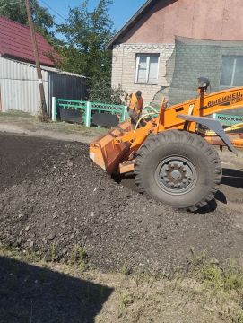 Работа с обращениями граждан продолжается