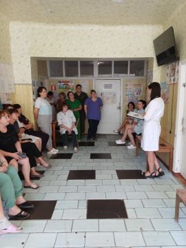 В поликлинике города Лутугино состоялась лекция врача нарколога - психиатра в школе здоровья