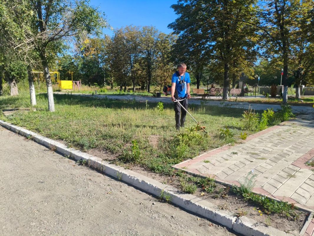 Сергей Колягин: Забота о родном городе — это не только работа коммунальных служб, но и общее дело, объединяющее самых разных людей Сергей Колягин: Забота о родном городе — это не только работа коммунальных служб, но и общее дело, объединяющее самых разных людей