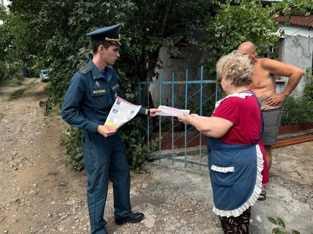 Напомнили дачникам о требованиях особого противопожарного режима Напомнили дачникам о требованиях особого противопожарного режима