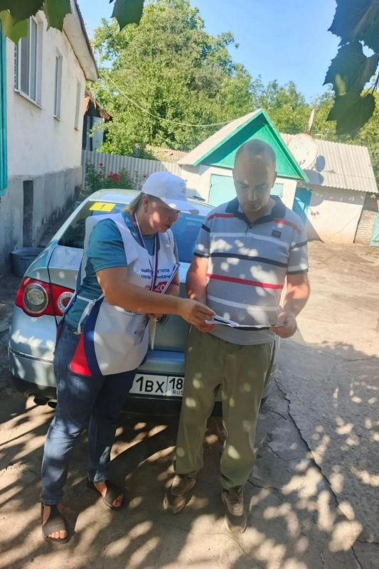 В Брянке — с заботой о каждом избирателе: стартовал проект «ИнформУИК» В Брянке — с заботой о каждом избирателе: стартовал проект «ИнформУИК»