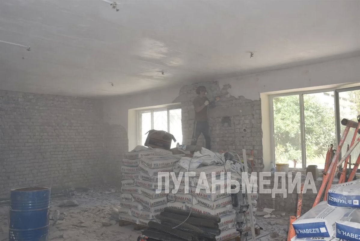 В Кировском историко-художественном музее продолжается ремонт в рамках нацпроекта «Семья» В Кировском историко-художественном музее продолжается ремонт в рамках нацпроекта «Семья»