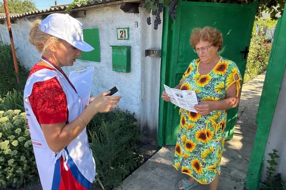 В Брянке — с заботой о каждом избирателе: стартовал проект «ИнформУИК» В Брянке — с заботой о каждом избирателе: стартовал проект «ИнформУИК»