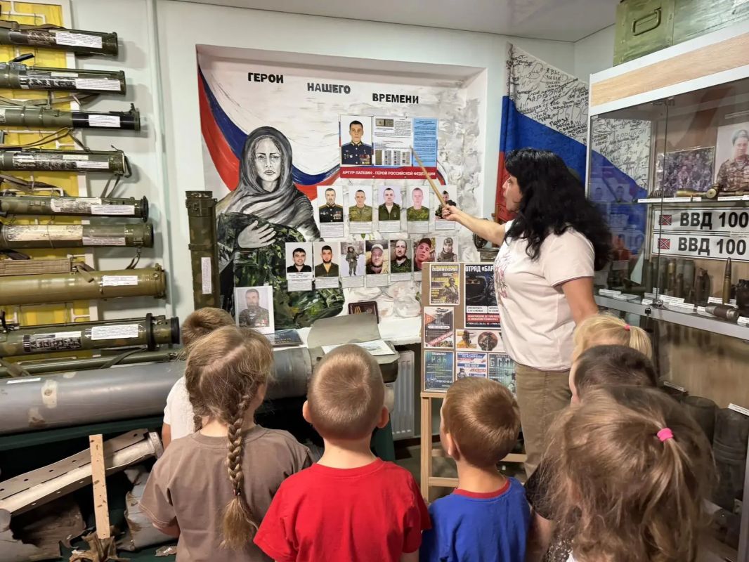 В преддверии двойного праздника — Дня города и Дня шахтера воспитанники детского сада «Аленка» отправились в увлекательное путешествие в прошлое родного края В преддверии двойного праздника — Дня города и Дня шахтера воспитанники детского сада «Аленка» отправились в увлекательное путешествие в прошлое родного края