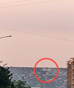 Сообщают о задымлении в районе Камброда в Луганске после взрыва