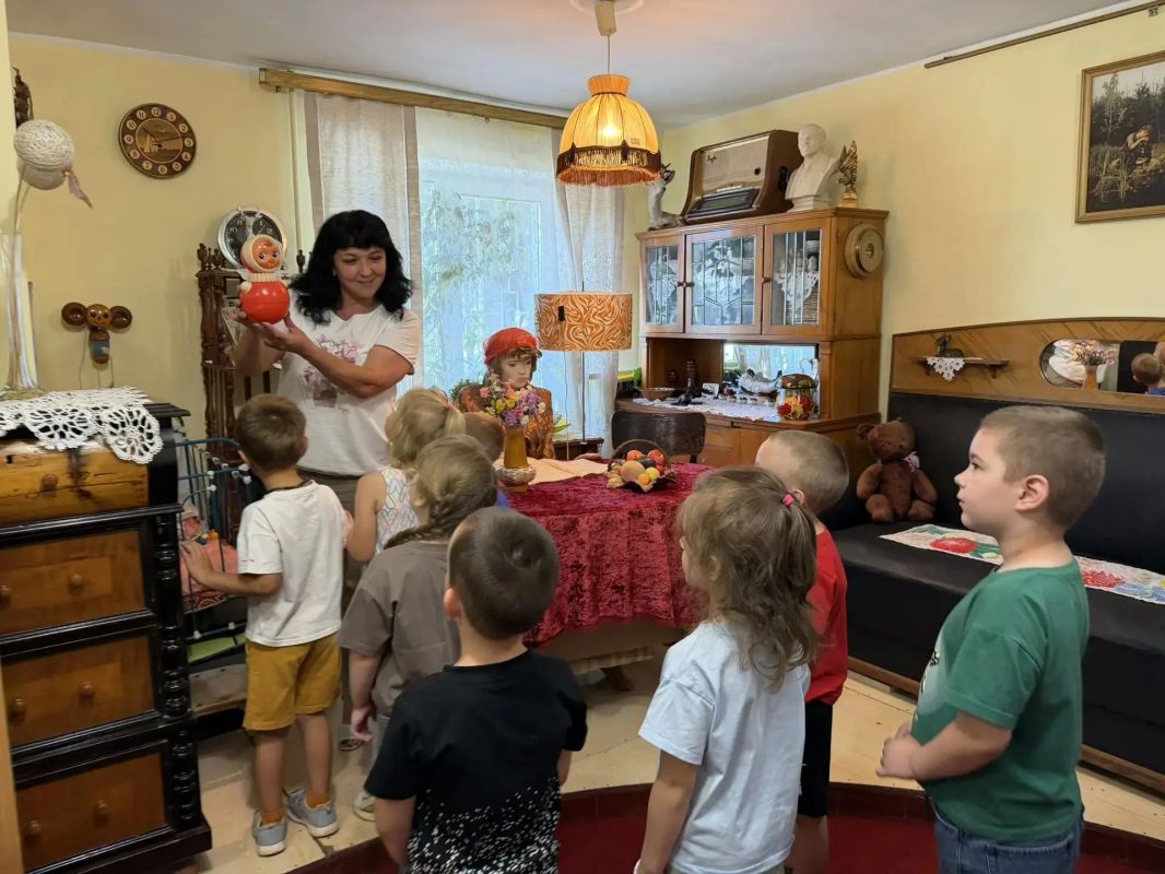 В преддверии двойного праздника — Дня города и Дня шахтера воспитанники детского сада «Аленка» отправились в увлекательное путешествие в прошлое родного края В преддверии двойного праздника — Дня города и Дня шахтера воспитанники детского сада «Аленка» отправились в увлекательное путешествие в прошлое родного края
