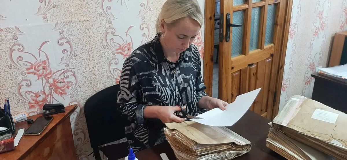 Сохраняя историю: как работает архивный отдел Администрации городского округа город Ровеньки