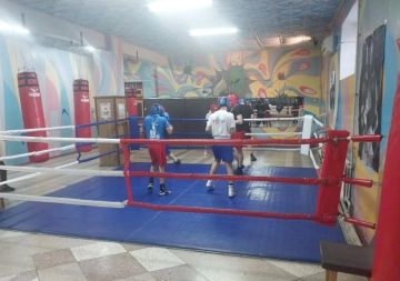 «Победы тебе, чемпион!»: яркий праздник бокса в ДК им. Горького!