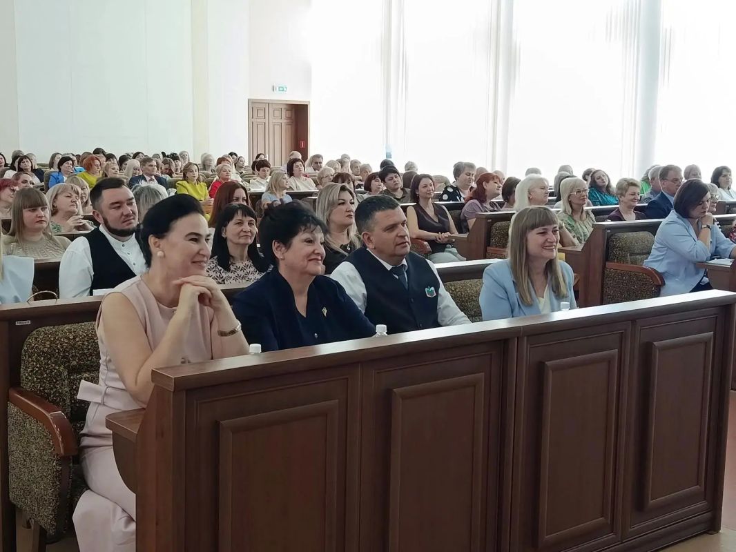 В Администрации города прошло традиционное августовское педагогическое совещание В Администрации города прошло традиционное августовское педагогическое совещание