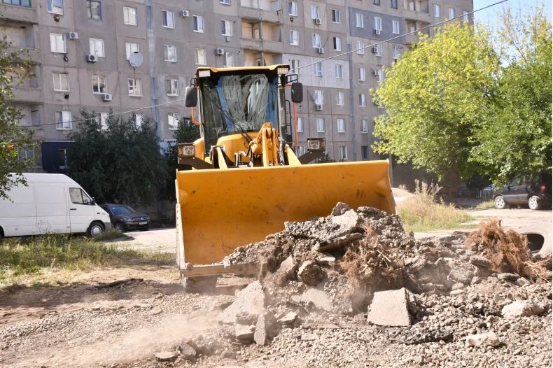 Долгожданные лифты, кровли и благоустройство дворовой территории Долгожданные лифты, кровли и благоустройство дворовой территории
