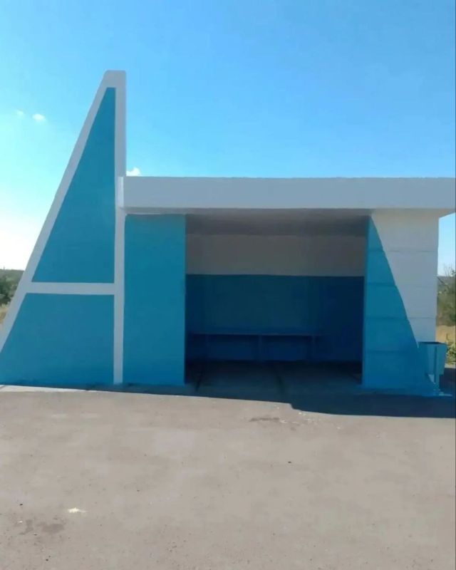 На автодорогах Луганщины продолжается обновление остановочных пунктов
