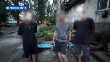 Краснолучские полицейские задержали 47-летнего мужчину, хранящего наркотики