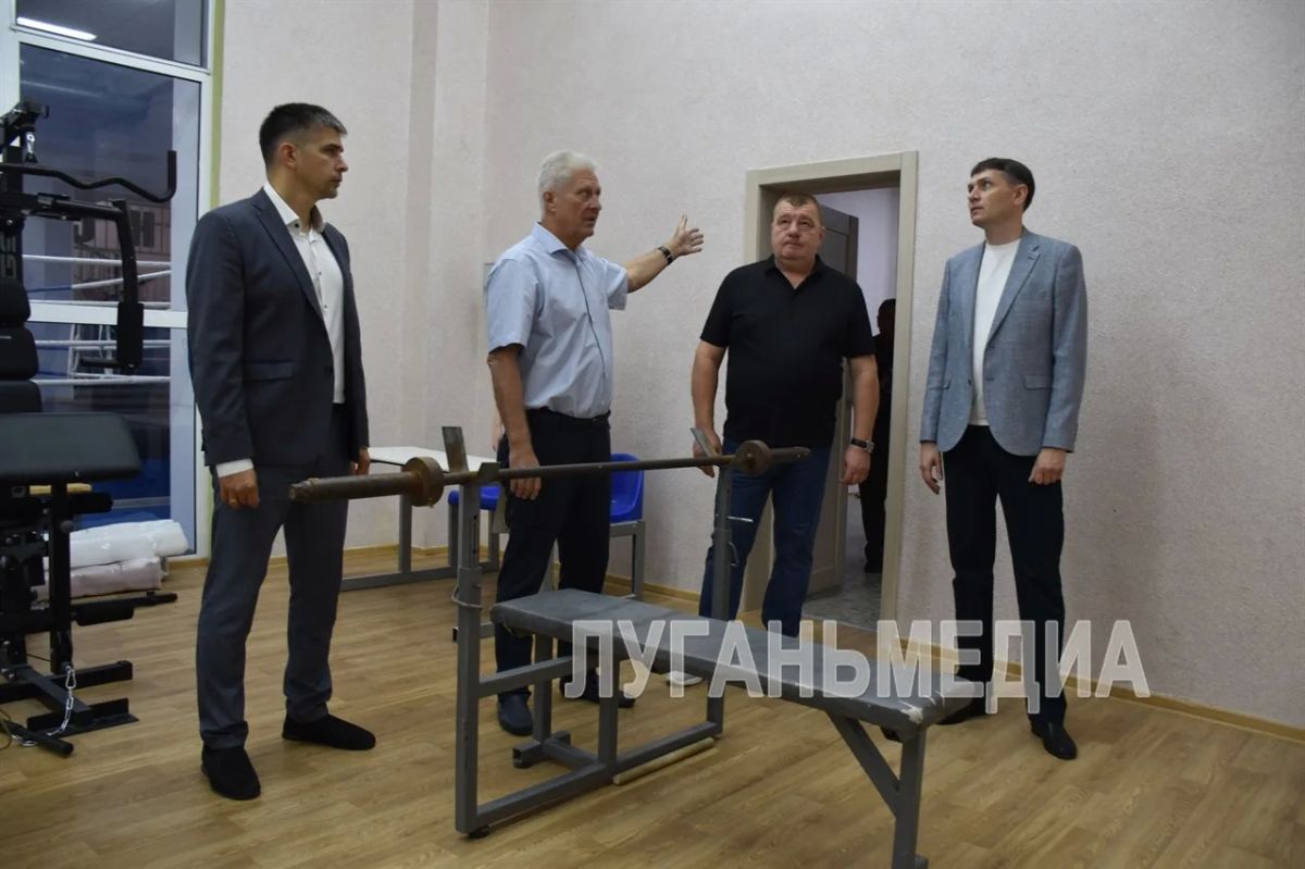 Краснодон с рабочим визитом посетил Председатель Правительства ЛНР Алексей Самойлов Краснодон с рабочим визитом посетил Председатель Правительства ЛНР Алексей Самойлов