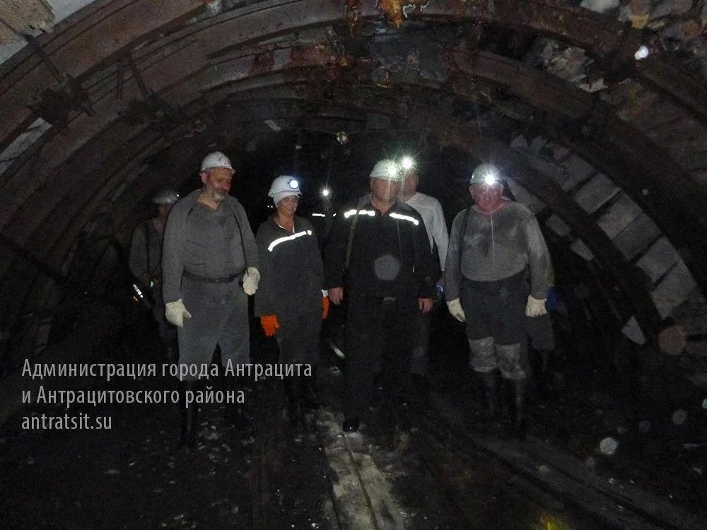 Виктория Сошина: Совет женщин Антрацитовского муниципального округа Луганского регионального отделения «Союза женщин России» в преддверии профессионального праздника — Дня шахтёра — представляет новую тематическую рубрику... Виктория Сошина: Совет женщин Антрацитовского муниципального округа Луганского регионального отделения «Союза женщин России» в преддверии профессионального праздника — Дня шахтёра — представляет новую тематическую рубрику...