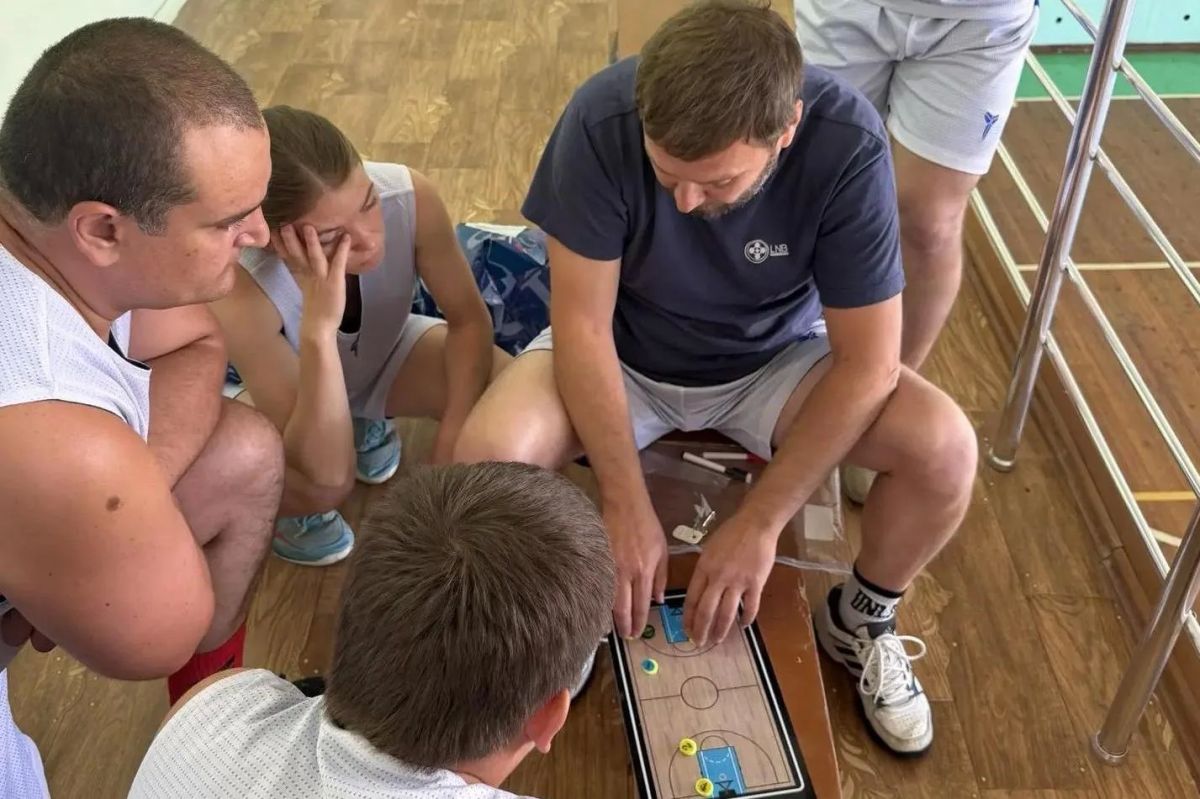 Игорь Ковальчук: Есть победа! Поздравляю баскетболистов из Свердловска и Краснодона с золотом на Спартакиаде госслужащих ЛНР! Игорь Ковальчук: Есть победа! Поздравляю баскетболистов из Свердловска и Краснодона с золотом на Спартакиаде госслужащих ЛНР!