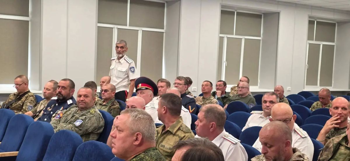 Виктор Водолацкий: Сегодня принял участие в Совете атаманов Луганского округа Всевеликого войска Донского Виктор Водолацкий: Сегодня принял участие в Совете атаманов Луганского округа Всевеликого войска Донского