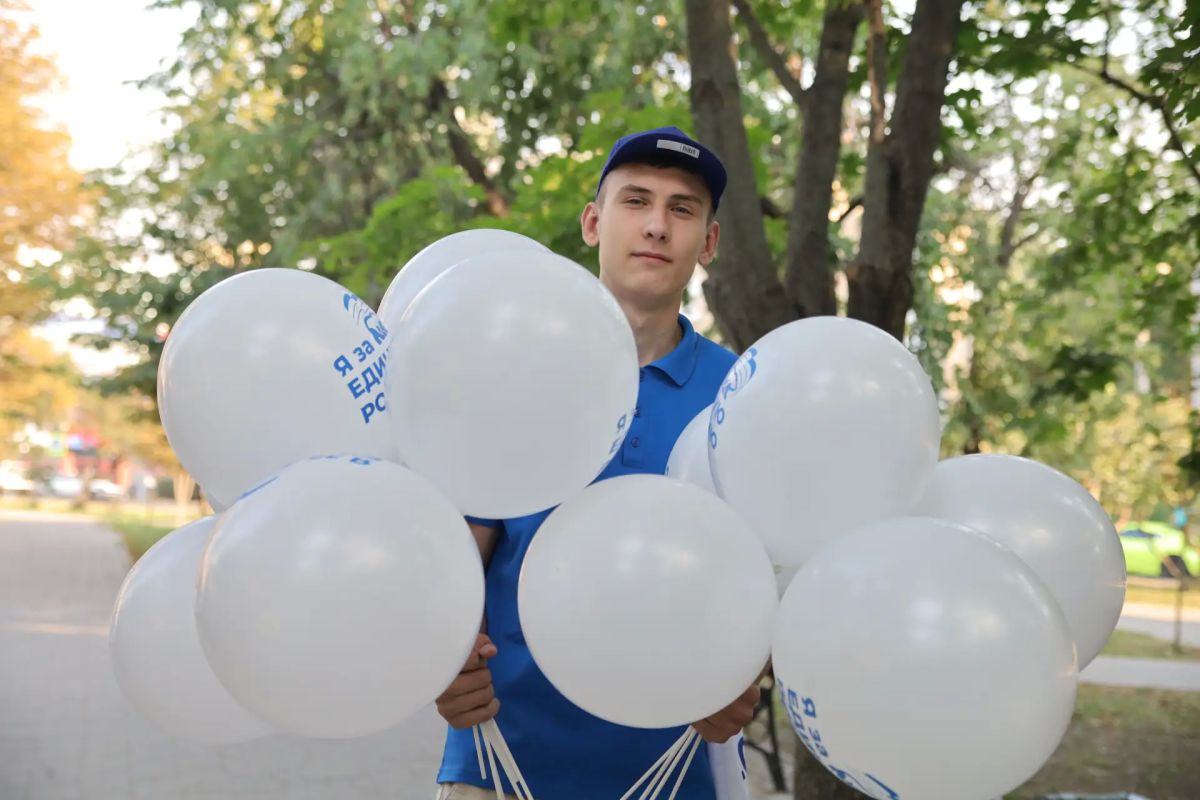 «Выборный десант» начал свою работу в Луганске «Выборный десант» начал свою работу в Луганске