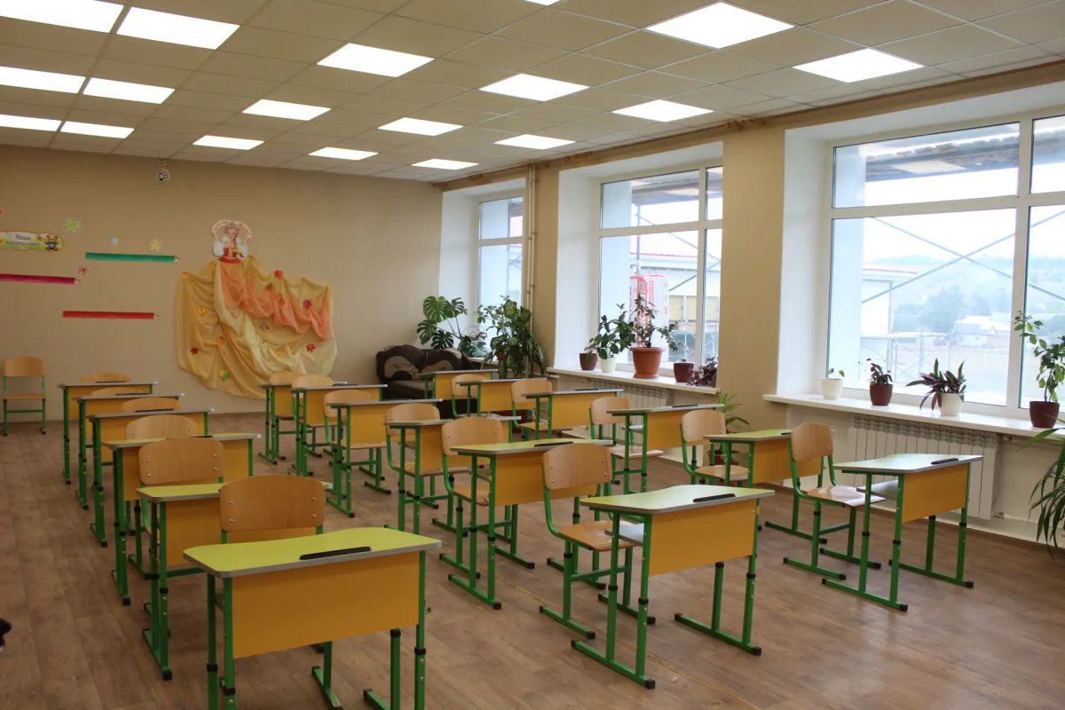 В Белолуцкой гимназии прошла всероссийская акция «Родительская приёмка» Единой России В Белолуцкой гимназии прошла всероссийская акция «Родительская приёмка» Единой России