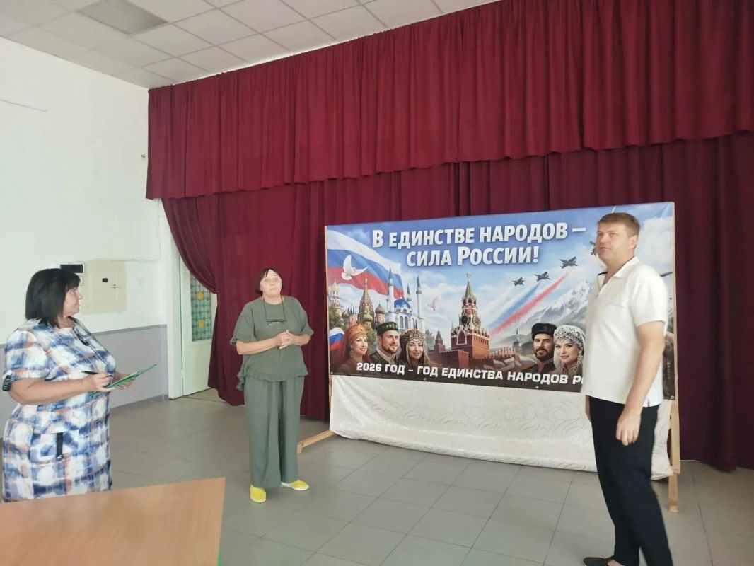 Готовы к новому учебному году: в Меловском муниципальном округе завершилась приемка образовательных организаций Готовы к новому учебному году: в Меловском муниципальном округе завершилась приемка образовательных организаций