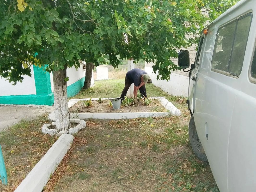 Чистота и порядок: в Благовке продолжаются работы по благоустройству Чистота и порядок: в Благовке продолжаются работы по благоустройству