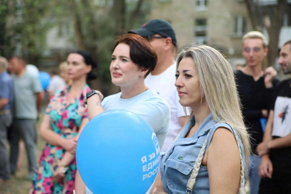 Виктор Водолацкий: Сегодня работаю на территории Луганской Народной Республики Виктор Водолацкий: Сегодня работаю на территории Луганской Народной Республики