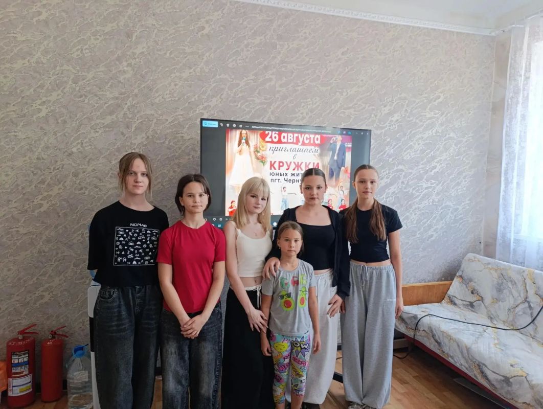 Творческий старт: в Чернухинском Дворце культуры прошла презентация клубных формирований Творческий старт: в Чернухинском Дворце культуры прошла презентация клубных формирований