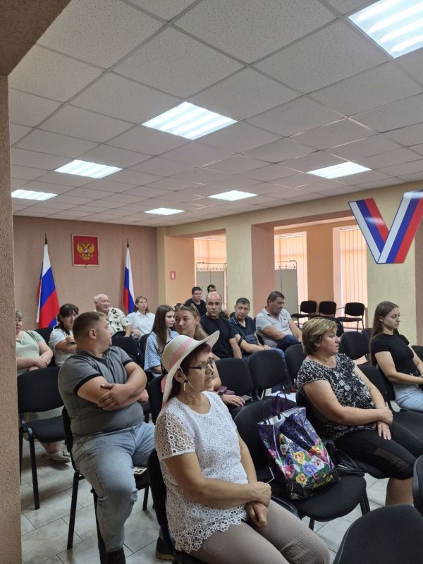 Галина Дуброва: Встретилась с жителями в пгт Галина Дуброва: Встретилась с жителями в пгт