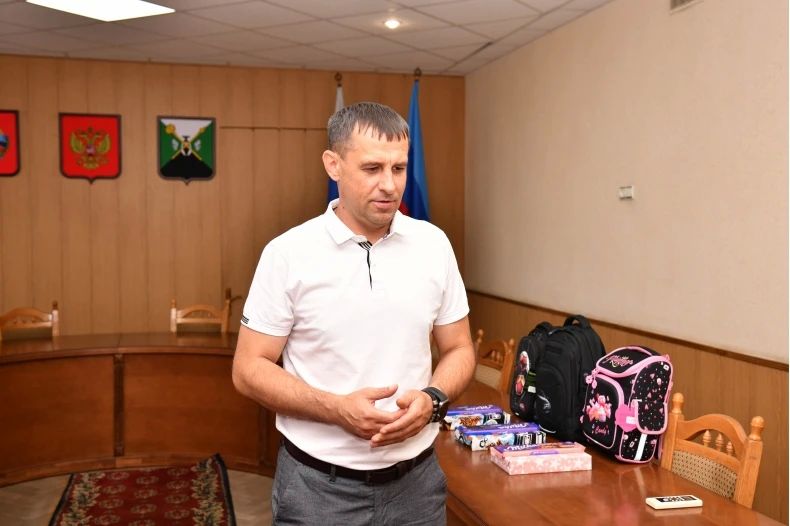 В Свердловском округе нашла свое воплощение в жизнь Всероссийская акция «Собери ребенка в школу» В Свердловском округе нашла свое воплощение в жизнь Всероссийская акция «Собери ребенка в школу»